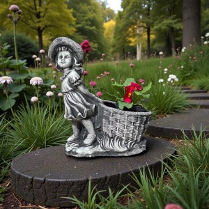 Figura ogrodowa dziewczynka z doniczką figura betonowa
