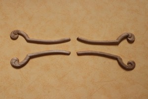 Dekor 13x2,5cm, ornament, sztukateria 4szt - D151