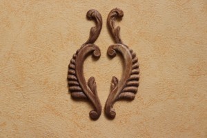 Dekor 8,5x2,5cm, ornament, rzeźba 2szt- D268
